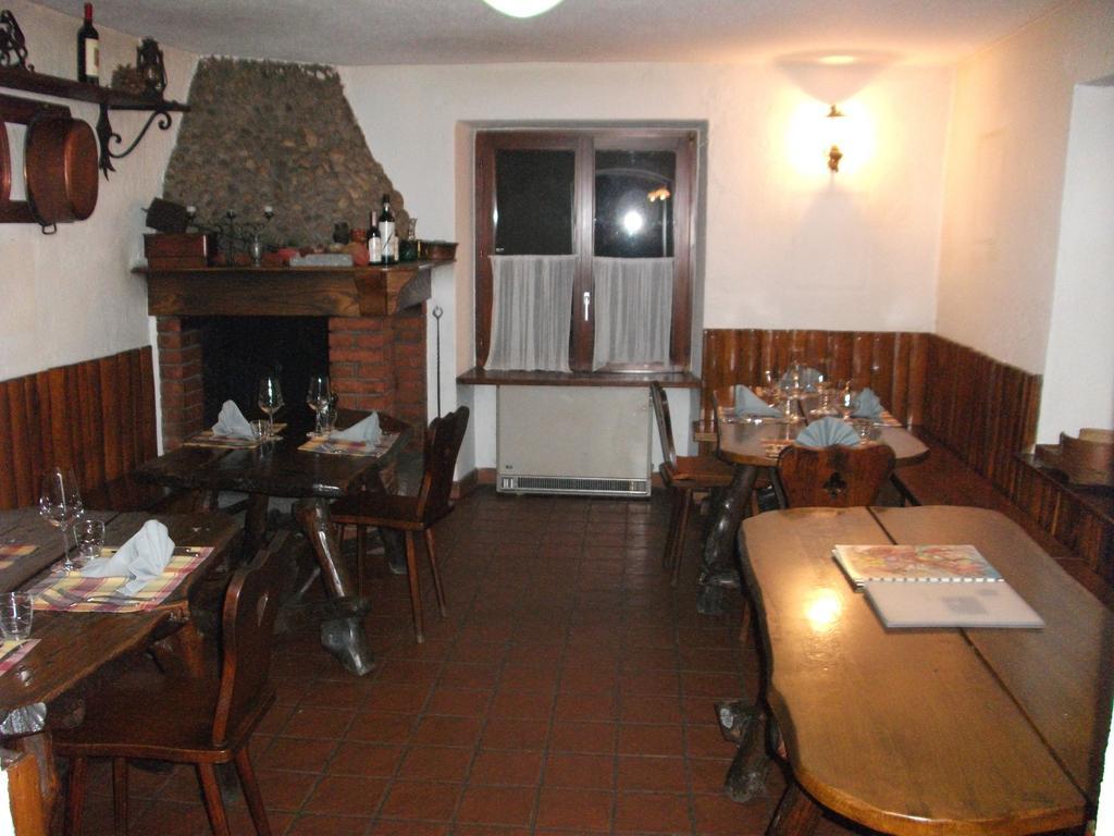 Grotto Pergola Bed & Breakfast Giornico Ngoại thất bức ảnh