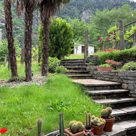 Grotto Pergola Bed & Breakfast Giornico Ngoại thất bức ảnh